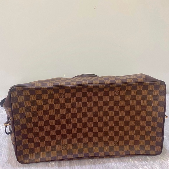 Louis Vuitton Vaslav Travel Tote - Picture 4 of 16